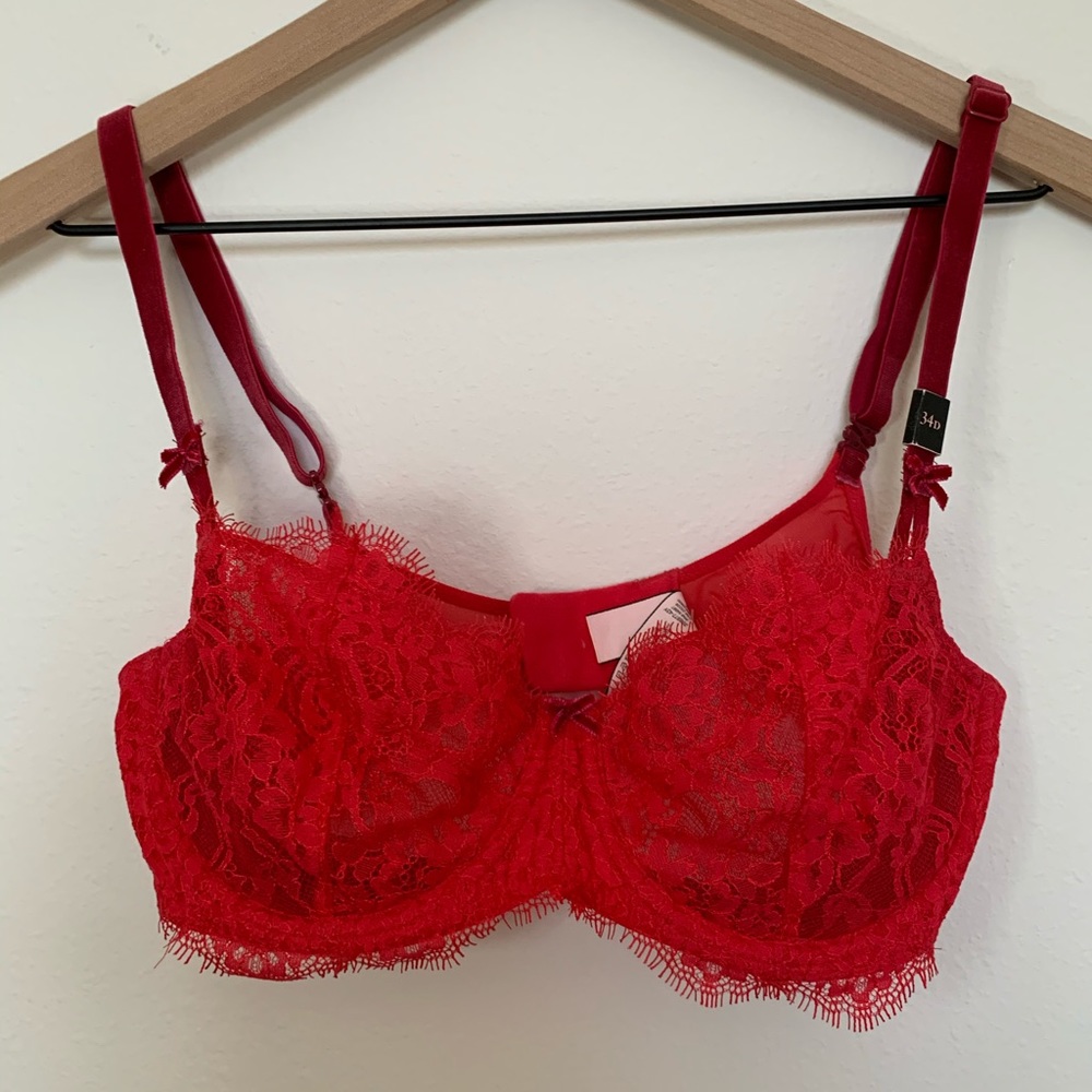 ✨ Victoria’s Secret NWT Wicked Unlined Bra ✨